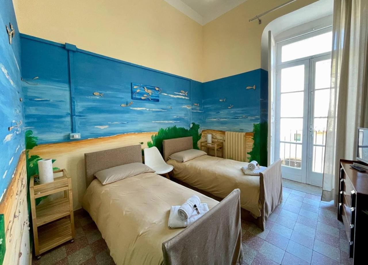 Casa Di Chiara Hostel Crotone Luaran gambar